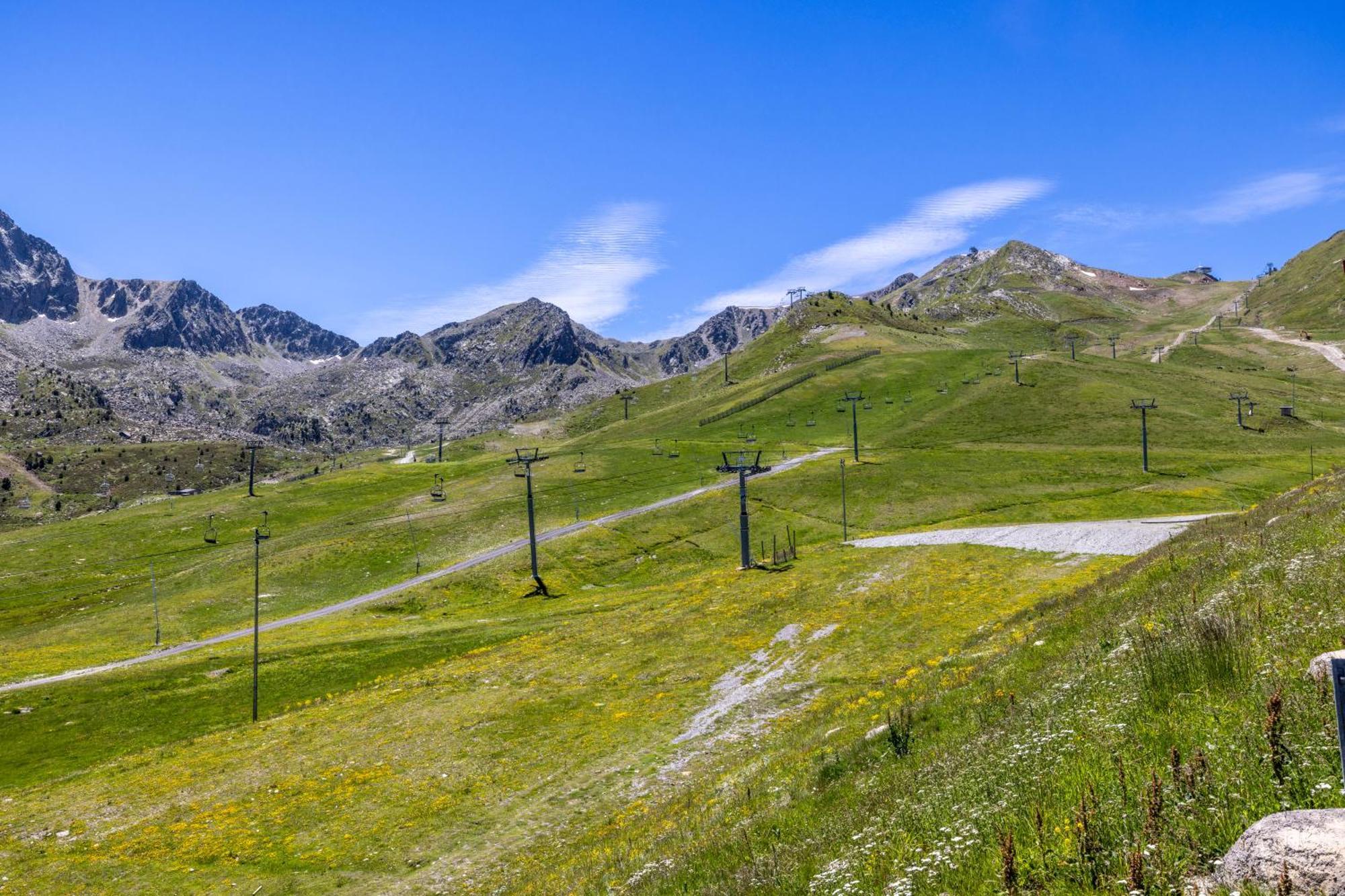 Increibles Vistas A Las Montanas En El Pas De La Casa - Parking - Wifi - Ski In Ski Out L By Bonesvacances エクステリア 写真