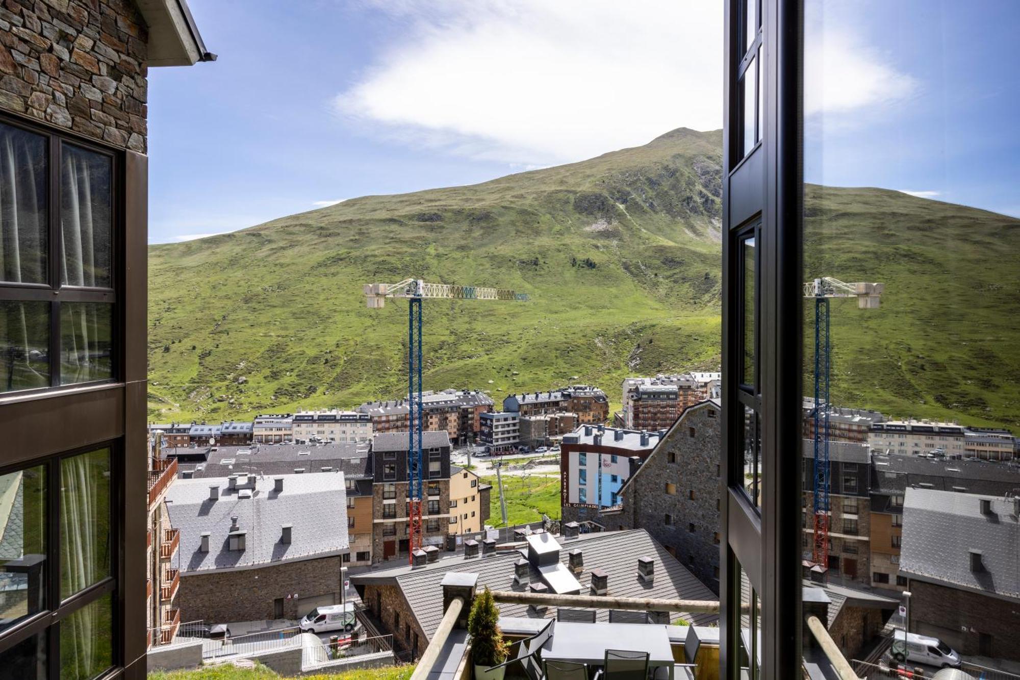 Increibles Vistas A Las Montanas En El Pas De La Casa - Parking - Wifi - Ski In Ski Out L By Bonesvacances エクステリア 写真